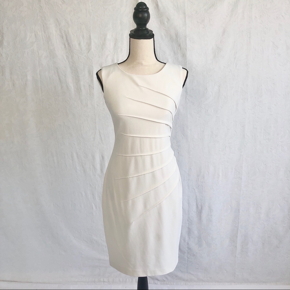 CALVIN KLEIN White Ruched Sheath Dress